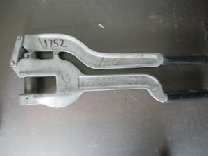 Pipe-Tytes Metal Stud Punch ET-5 Tool Hole Size 1- 11/32" - Picture 1 of 4