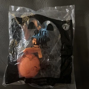 BRANDNEU MCDONALDS SPACE JAM 2 HAPPY MEAL SPIELZEUG DAFFY DUCK EIN NEUES VERMÄCHTNIS #7 - Bild 1 von 2