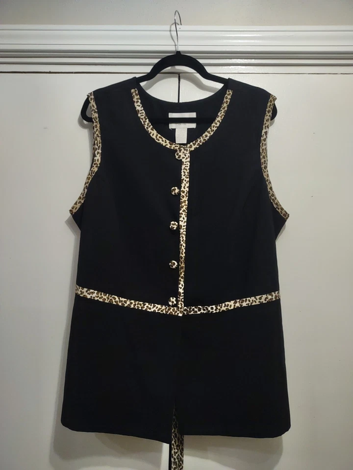 Top corbata DANNY & NICOLE para mujer talla 24W negro con ribete de leopardo sin mangas con botones en la espalda Foto 1 de 4