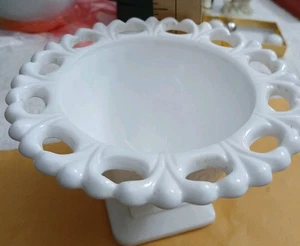 Cuenco de pedestal de vidrio de leche prensado en relieve Indiana años 60 - Imagen 1 de 8