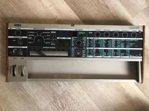 Chasis MicroKorg con placa frontal y laterales de madera, buen estado - piezas de repuesto - Imagen 1 de 17