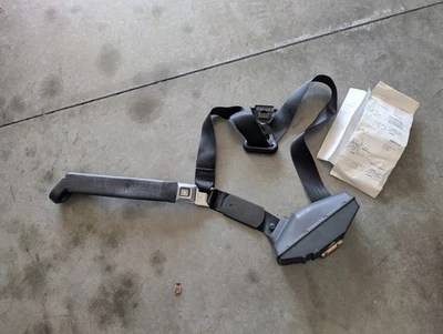 83-94 Chevy S10 GMC S15 Sonoma NOS Cinturón de seguridad de pasajero Hebilla retractora DK GRIS Foto 1 de 4