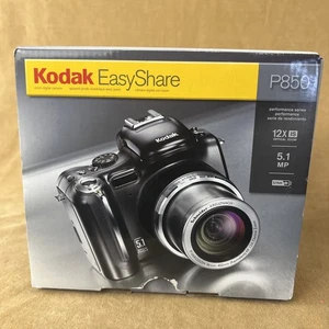 Fotocamera digitale Kodak Easyshare 12x IS Zoom P850 nuova con scatola con 2 caricabatterie - Foto 1 di 8