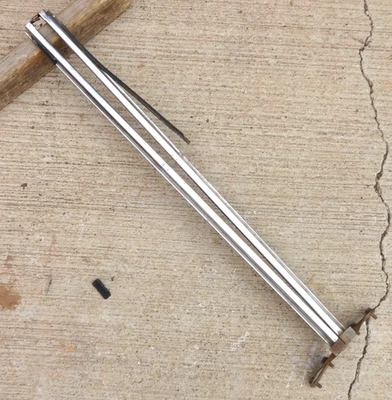 Ford 1946 1947 1948 puerta/ventana de ventilación barras divisoras par original cupé sedán Foto 1 de 4