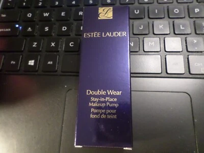 BOMBA DE MAQUILLAJE ESTEE LAUDER DOBLE USO STAY-IN-PLACE NUEVA SIN CAJA SELLADA Foto 1 de 3