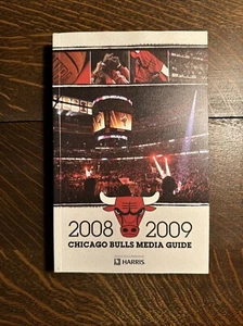 2008-09 CHICAGO BULLS MEDIA GUIDE Yearbook 2009 ROY DERRICK ROSE Great Condition - Bild 1 von 5