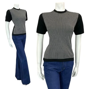 VTG 70S BLACK WHITE GEOMETRIC VERTICAL STRIPED SPORTY SHORT SLEEVE TOP S 8 10 - Picture 1 of 12