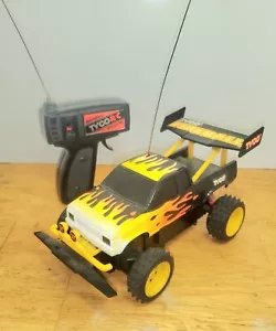 Camion dei pompieri radiocomandato Tyco R/C vintage - Foto 1 di 9