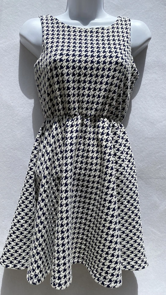 Vestido Un Deux Trois Blanco/Negro Pata de Gallo Sin Mangas Pull on Niñas Línea A 14 Foto 1 de 4