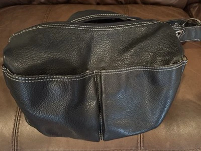 Bolso de Pañales OiOi Pompeyano Cuero Negro Dos Bolsillos Hobo Calidad Hecho Pocos Defectos Foto 1 de 4