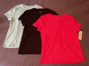No Blundaries Rundhalsausschnitt S/S T-Shirts (3) schwarz, rot, neuwertig - Large KOSTENLOSER VERSAND - Bild 1 von 7