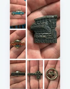 7 Vintage Chevrolet Fahrzeug Modell Hut Krawatte Anstecknadeln Astro, Beretta, Impala, Geo - Bild 1 von 8