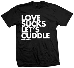 Nueva CAMISETA LOVE SUCKS LETS CUDDLE Ropa con licencia DPCTED - Imagen 1 de 1