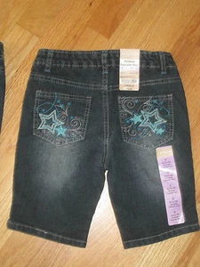 Girl TURQUOISE BLUE EMBROIDERED STARS Blue Denim Jean shorts NWT 5 - Picture 1 of 4