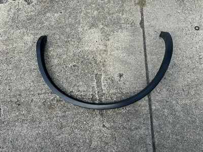 VOLKSWAGEN TOUAREG 2011-2017 cuarto de paso de rueda lado derecho moldura acampanada Foto 1 de 4