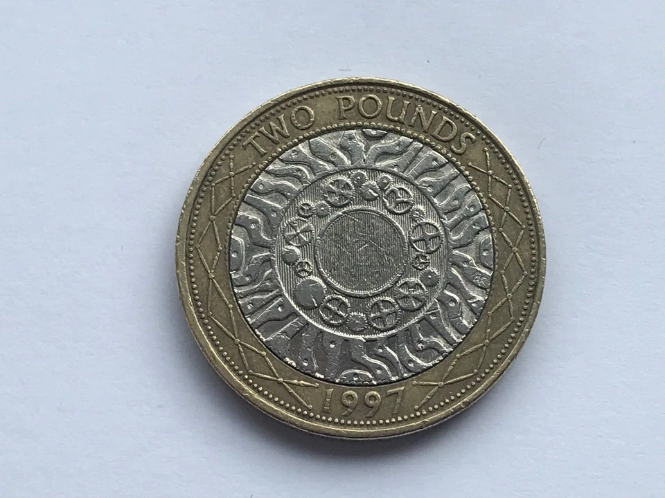 1997 TECHNOLOGY STANDING ON THE SHOULDERS OF GIANTS TWO 2 POUND COIN CIRCULATED - Image 1 of 4