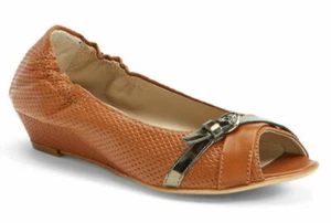 AGL Brown Perforated Leather Wedge Pumps Z5163* Size 7.5 US / 37.5 - Picture 1 of 5