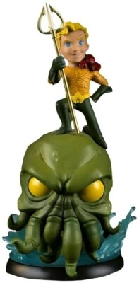 Estatuilla QMx exclusiva Aquaman y Cthulhu Q-Fig Max SDCC 2016 caja de botín Foto 1 de 4