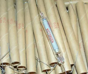 5 (FIVE) NOS NIB VINTAGE USA GLASS RESISTORS VICTOREEN RX-3 7.5M OHM 1% 7.5 MEG - Picture 1 of 6