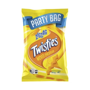 Twisties Zig Zag Wicked Cheddar Cheese Snack Pack 125g - Picture 1 of 2
