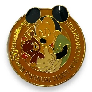 VTG Walt Disney World 1st Annual Teddy Bear Convention Gold Metal Pin Mickey - Picture 1 of 4