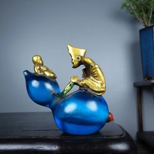 blue Coloured glaze carved jigong sit on gourd statue Trace gold snuff bottle - Picture 1 of 9