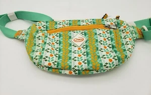 Chaco Radlands Hip Waist Pack in Katydid Fleur Floral Print & Zipper Close - Picture 1 of 10