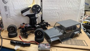 RC4WD 1/18 Gelande II 4 Wheel Drive with Black Rock Body Set RTR Gray - Picture 1 of 16