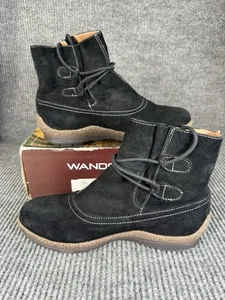 Wanderlust Kiara Womens Sz 7.5W Black Suede Boots Lace Up Lined Warm - Picture 1 of 9