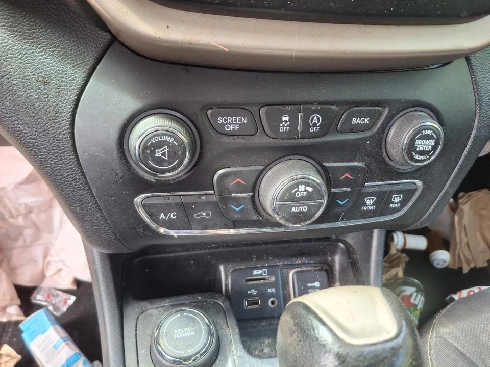 Jeep Cherokee 2015 usado doble zona control de clima HVAC 655-02691 Foto 1 de 1