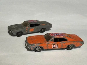 1:64 Ertl Dukes of Hazzard General Lee Car Diecast 1981 Made in Singapore Pair - Picture 1 of 7