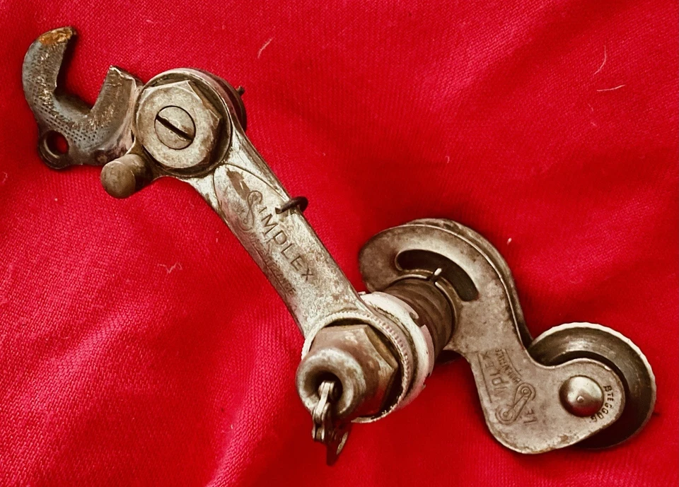 L. Juy Simplex Tour de France rear derailleur, circa 1950 high-tech! - Image 1 of 1