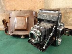 vintage Zeiss Super Ikonta 531 camera Tessar 1:3.5 75MM lens & case - Picture 1 of 1