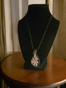 Glass  Pink Flower and Black Velvet Knecklace - Picture 1 of 13