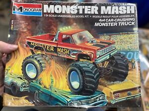 MONOGRAM 2420 1985 Chevy Monster Mash Truck KIT 1/24 McM Fs