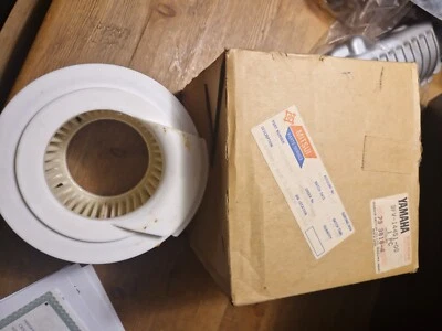 yamaha fzr750r 0w01 air filter nos genuine 3fv - Image 1 of 3