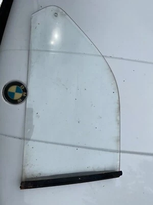 BMW e10 1600 2002 cuarto ventana cristal paso derecho transparente Foto 1 de 2