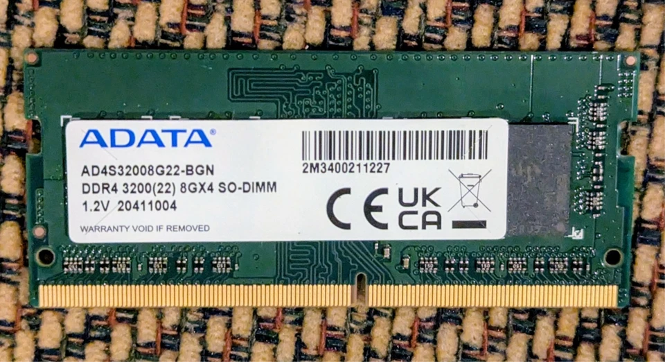 Memoria RAM ADATA 8 GB 1Rx8 PC4-2400T 19200 DDR4 AO1P24HC8T1 10410210 (M478) Foto 1 de 1