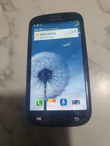 Samsung GT-I9300 Galaxy S3 MOBILE PHONE - Picture 1 of 11