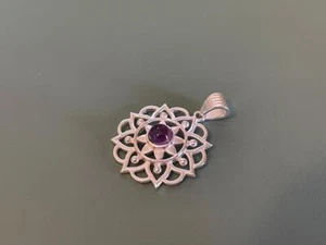 Genuine Sterling Silver 925 - Pretty Cabochon Amethyst Mandala Pendant - 3g - Picture 1 of 1