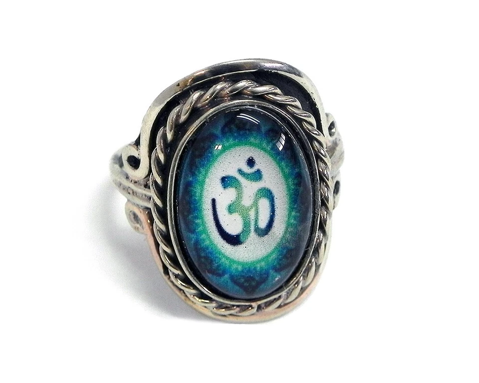 Anillo ajustable de metal plateado pequeño flor signo Om verde azulado joyería espiritual boho Foto 1 de 1
