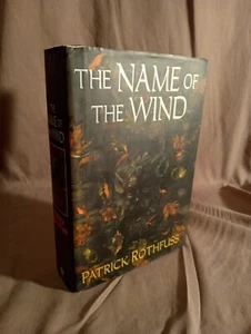 The Name of the Wind 1ST Edition 1ST Printing HC/DJ Patrick Rothfuss 938 - Imagen 1 de 15