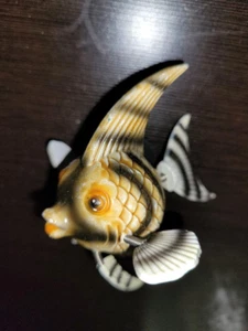 Pesce angelo giallo con strisce nere magnete - Cota Global frigorifero Bobble Spring - Foto 1 di 7