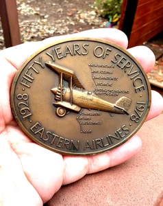 Eastern Airlines Medallion “Fifty Years Of Service” Bronze Paperweight 1928-1978 - Picture 1 of 5