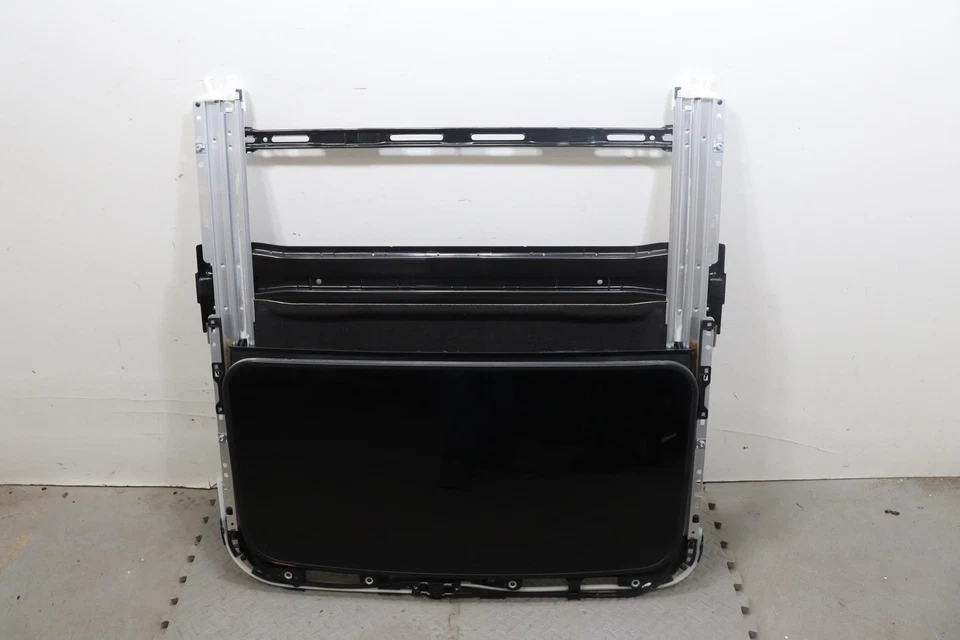 2014 - 2019 年丰田 HIGHLANDER ROOF 太阳房 月亮面板玻璃 原始设备制造商 — 第 1/4 张图片