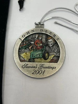 John Deere Collector Series Adorno de Navidad 2001 #6 Peltre con bolsa de terciopelo Foto 1 de 3