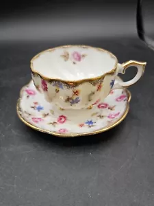 VTG. Porcelain Footed Teacup/Saucer Pink Roses - Picture 1 of 6