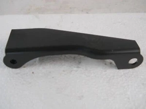 LAND ROVER DISCOVERY INWARD REAR FACING SEAT LH LOWER LINK 1994-1998 - Picture 1 of 3