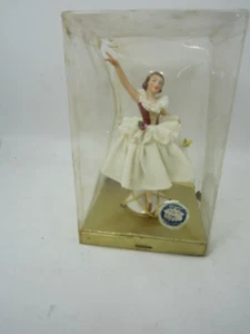 NOS Rare Vintage  Porcelain Dresden Lace Woman Ballerina in white figurin - Picture 1 of 10