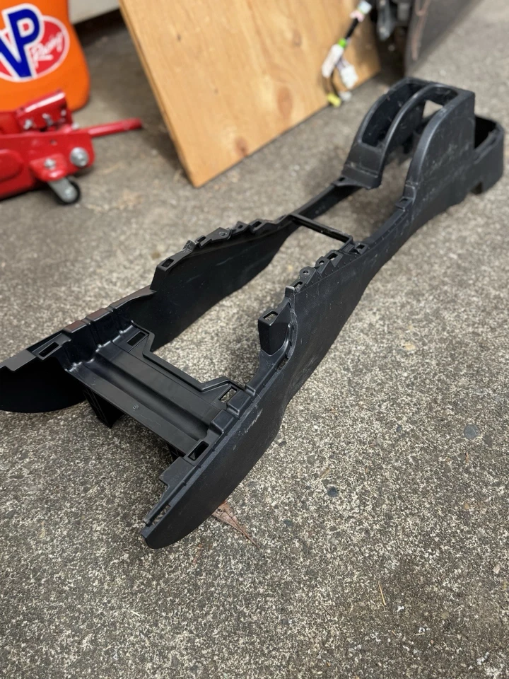 Toyota Prius C 2012-2015 consola central panel embellecedor cubierta de plástico Foto 1 de 1